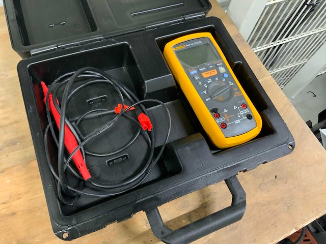 Fluke 1587 fc isolatie multimeter - afbeelding 5 van  5