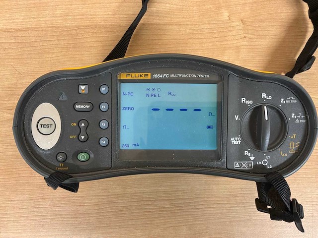 Fluke 1664 fc multifunctionele installatietester - afbeelding 2 van  8