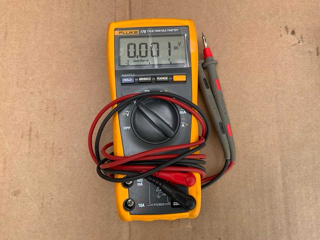 Fluke 175 digitale multimeter - afbeelding 3 van  9