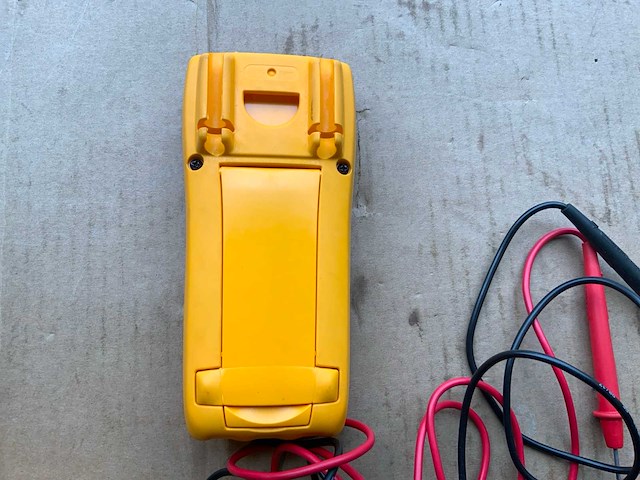 Fluke 175 digitale multimeter - afbeelding 6 van  7