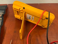 Fluke 175 digitale multimeter - afbeelding 2 van  10