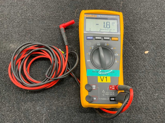 Fluke 175 true rms multimeter - afbeelding 5 van  5