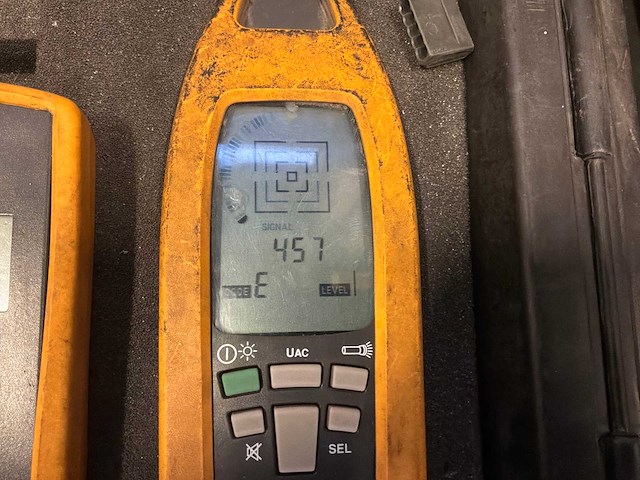 Fluke 2042t / 2042r kabelzoeker - afbeelding 2 van  5