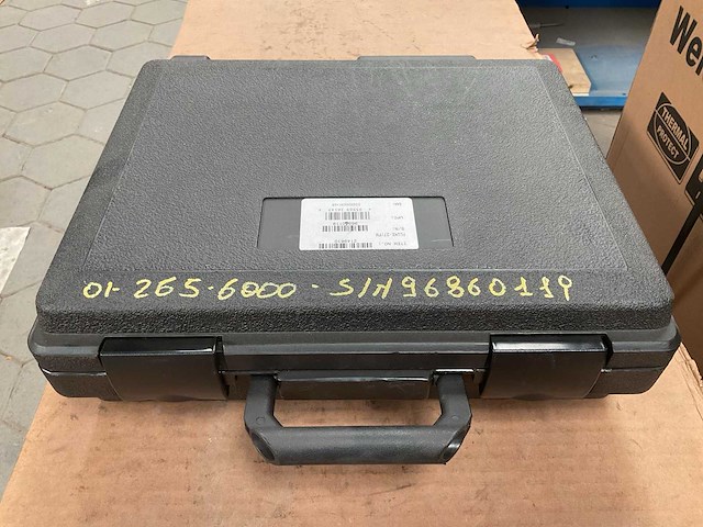 Fluke 27 multimeter - afbeelding 2 van  5