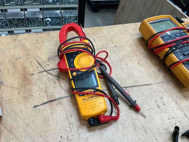 Fluke 337 stroomtang - afbeelding 1 van  3