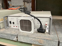 Fluke 5725a amplifier - afbeelding 3 van  3