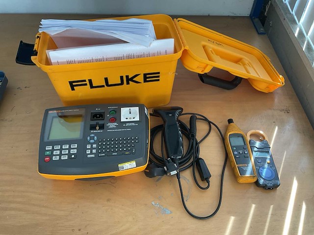 Fluke 6500 apparaattester - afbeelding 3 van  4