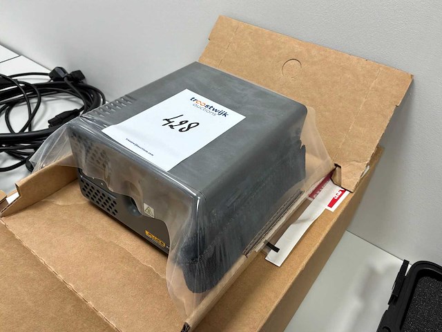 Fluke 9102s temperatuurkalibrator - afbeelding 2 van  3