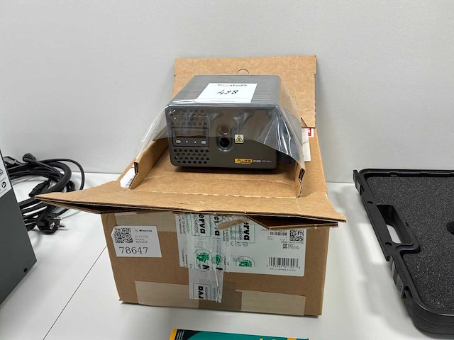 Fluke 9102s temperatuurkalibrator - afbeelding 3 van  3