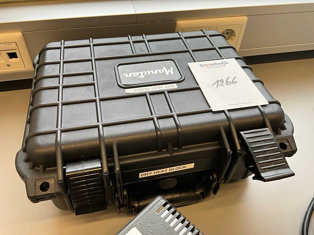 Fluke calibration 9102s handheld droogput - afbeelding 6 van  7