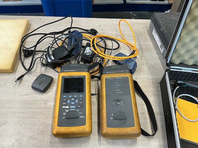 Fluke dsp4300 cable analyzer - afbeelding 1 van  4