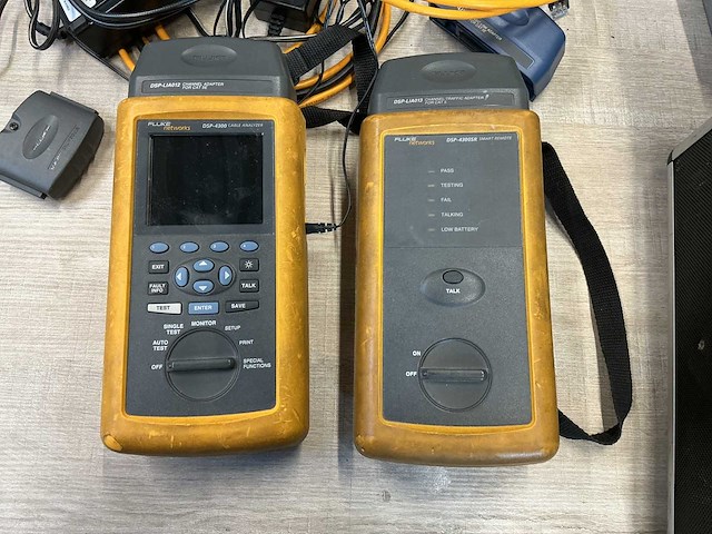 Fluke dsp4300 cable analyzer - afbeelding 2 van  4