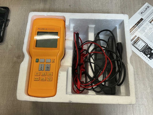 Fluke power meter - afbeelding 1 van  2