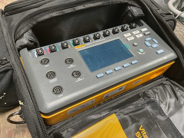Fluke prosim 8 simulator - afbeelding 1 van  4