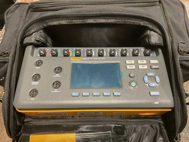 Fluke prosim 8 simulator - afbeelding 2 van  4