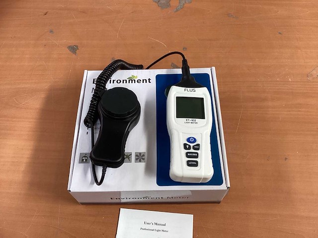 Flus et-932 lichtmeter - 0-400.000lux - afbeelding 8 van  8