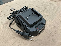 Fluxon acculader - afbeelding 2 van  3