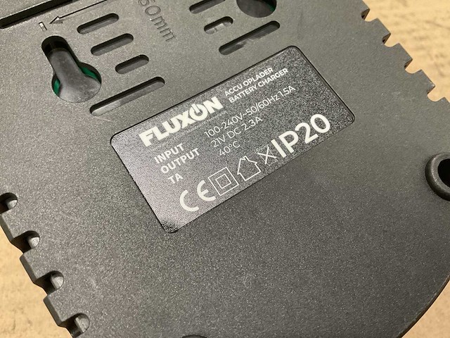 Fluxon acculader - afbeelding 3 van  3