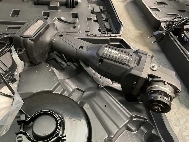 Fluxon igc125b haakse slijper - afbeelding 1 van  7