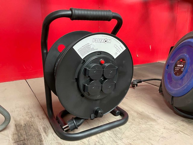 Fluxon kh30m15 verlengkabelhaspels en -snoer - afbeelding 1 van  2