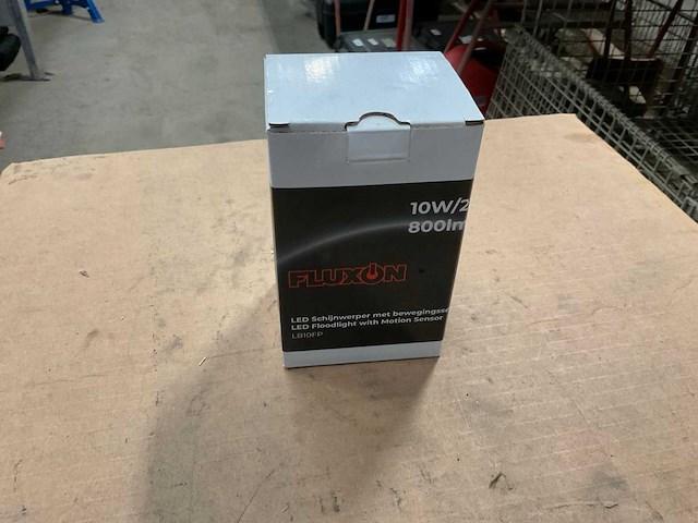 Fluxon lb10fp schijnwerper met bewegingssensor - afbeelding 3 van  3