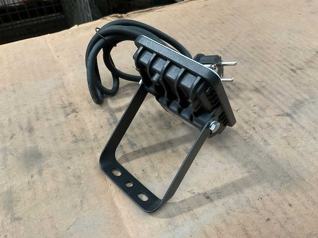 Fluxon lb10fp schijnwerper met bewegingssensor - afbeelding 1 van  3