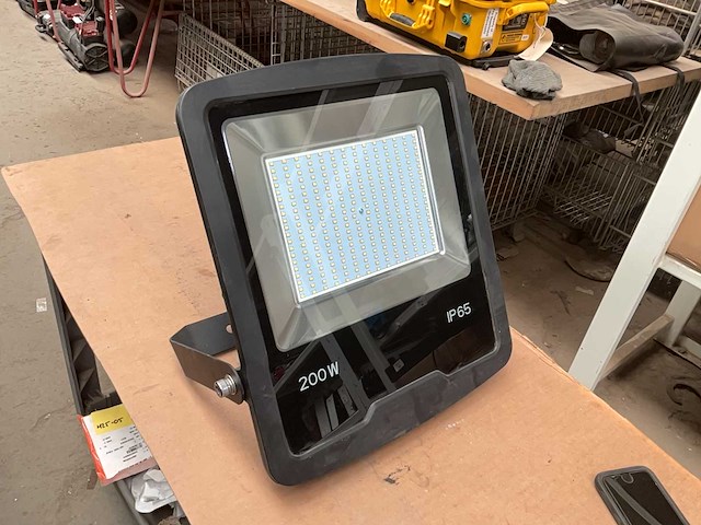 Fluxon lb200w ip65 led schijnwerper - afbeelding 5 van  5