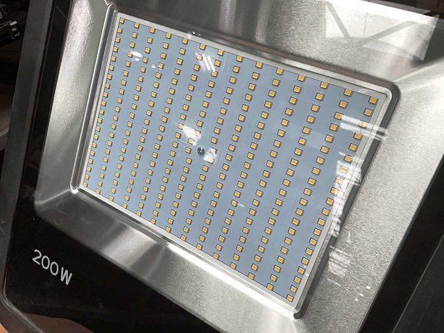 Fluxon lb200w ip65 led schijnwerper - afbeelding 4 van  5