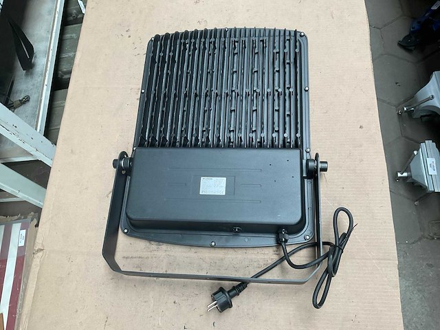 Fluxon lb400w schijnwerper - afbeelding 2 van  3