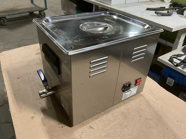 Fluxon uc100dfn ultrasoon reiniger - afbeelding 1 van  6