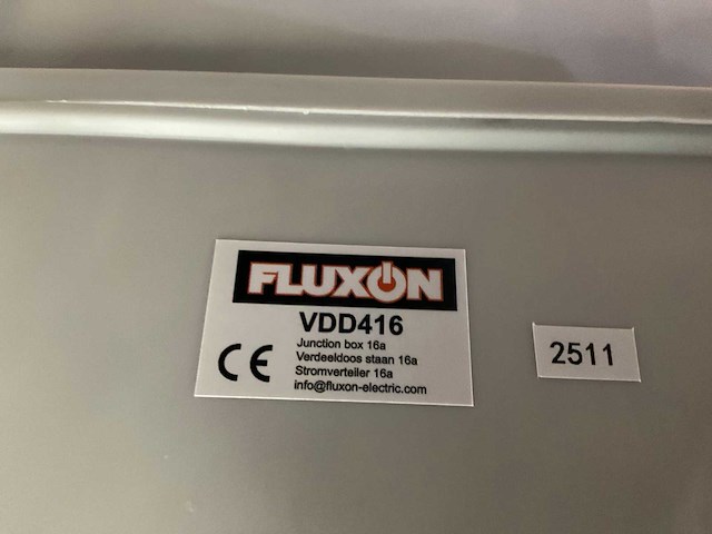 Fluxon vdd416 stroom verdeeldoos staand - afbeelding 2 van  4