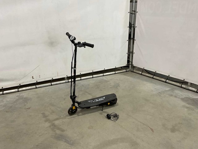 Flyblade elektrische step - afbeelding 1 van  6