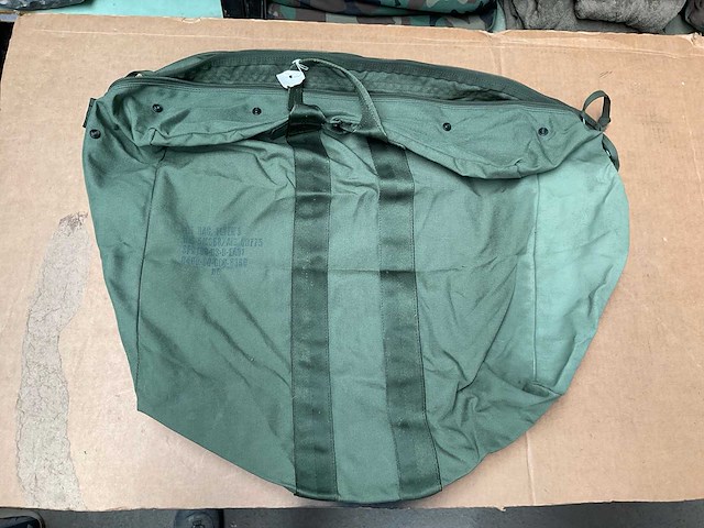 Flyer’s kit bag - afbeelding 1 van  3