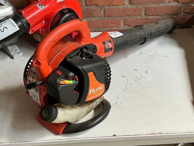 Flymo twister xlb325 bladblazer ( benzine ) - afbeelding 2 van  4