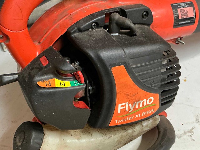 Flymo twister xlb325 bladblazer ( benzine ) - afbeelding 3 van  4