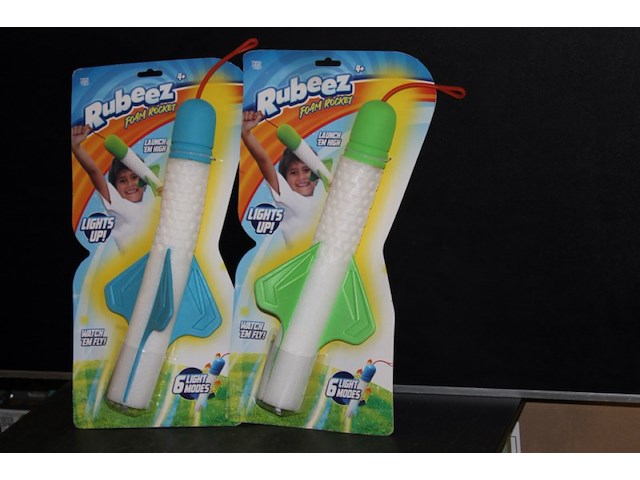 Foam rocket met licht mix geleverd 2 stuks in a50 - afbeelding 2 van  3