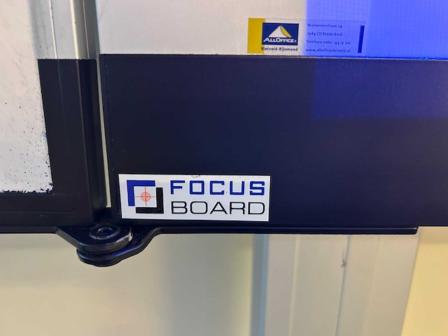 Focus board - epson eb570 - smartboard - afbeelding 5 van  7