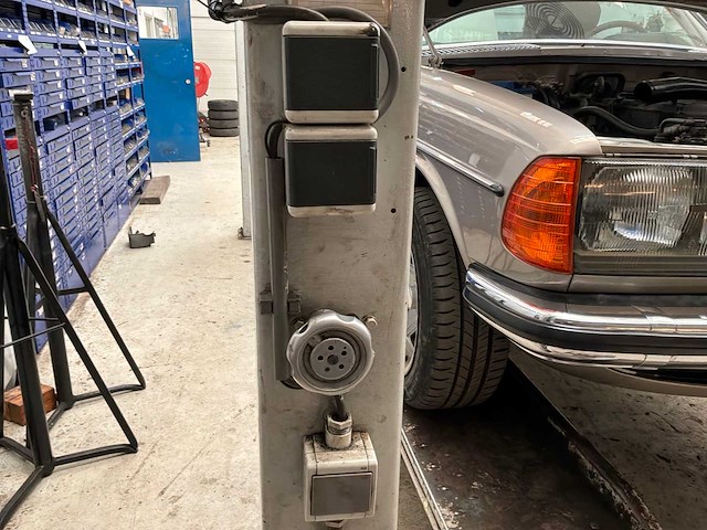 Fog 403 4-koloms hefbrug 3500kg - afbeelding 5 van  5