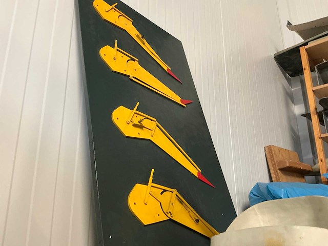 Fokker f27-50-100 mallen voor demo modelvlieltuig - afbeelding 7 van  8