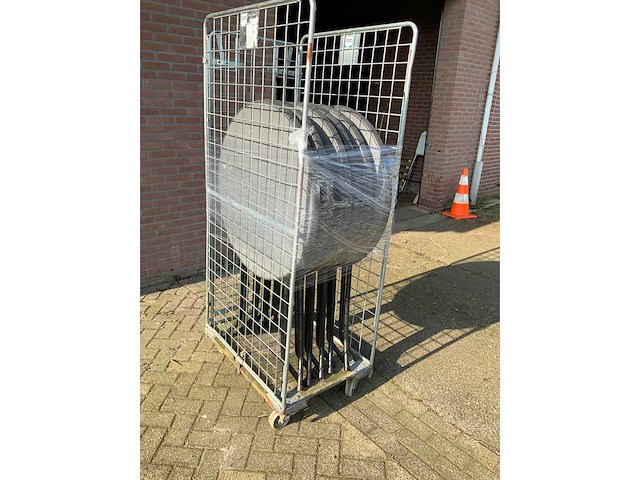 Foldable bar table (6x) - afbeelding 1 van  3