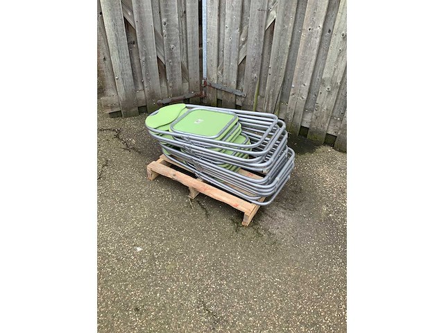 Foldable chairs green (8x) - afbeelding 2 van  5