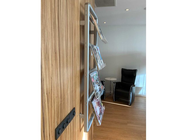 Folder display - afbeelding 4 van  4