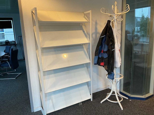 Folder rek met kapstok - afbeelding 1 van  1