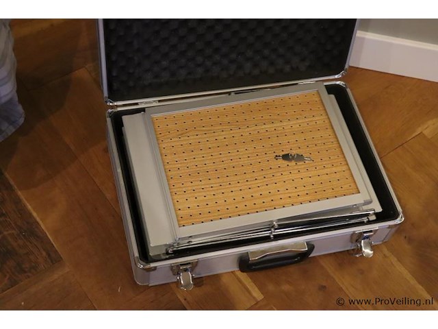 Folderdisplay, opvouwbaar in koffer - afbeelding 5 van  6