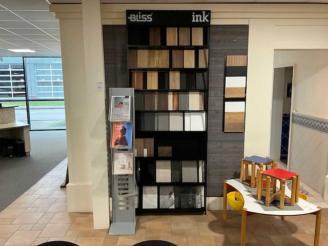 Folder/sample display (2x) - afbeelding 1 van  6