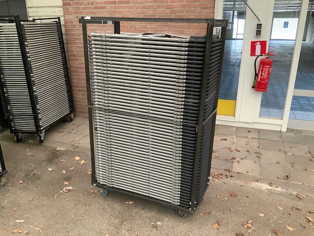 Folding chair (50x) - afbeelding 1 van  2