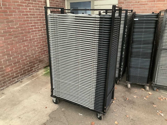 Folding chair (50x) - afbeelding 1 van  8