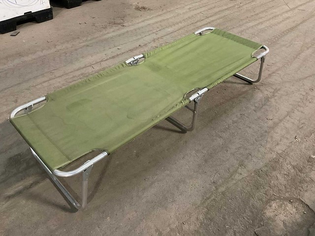 Folding cot (15x) - afbeelding 4 van  4