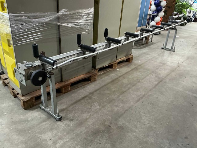 Fom assomak zaagtafel rollenbaan - afbeelding 1 van  5