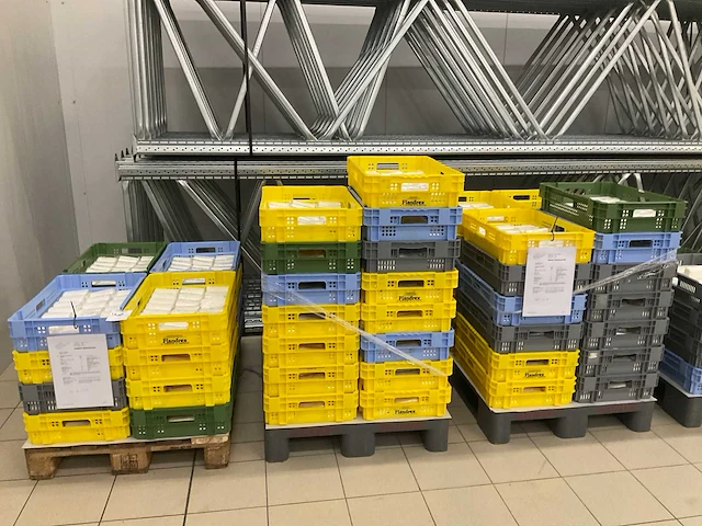 Fondant wit 250g (3200x) - afbeelding 1 van  5
